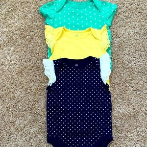 Set of 3 GAP bodysuits—worn once or never!